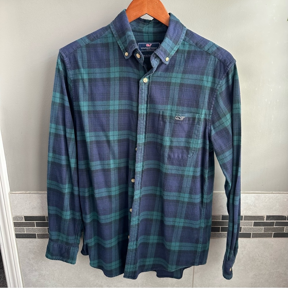 Vineyard Vines 🐳 flannel button down shirt